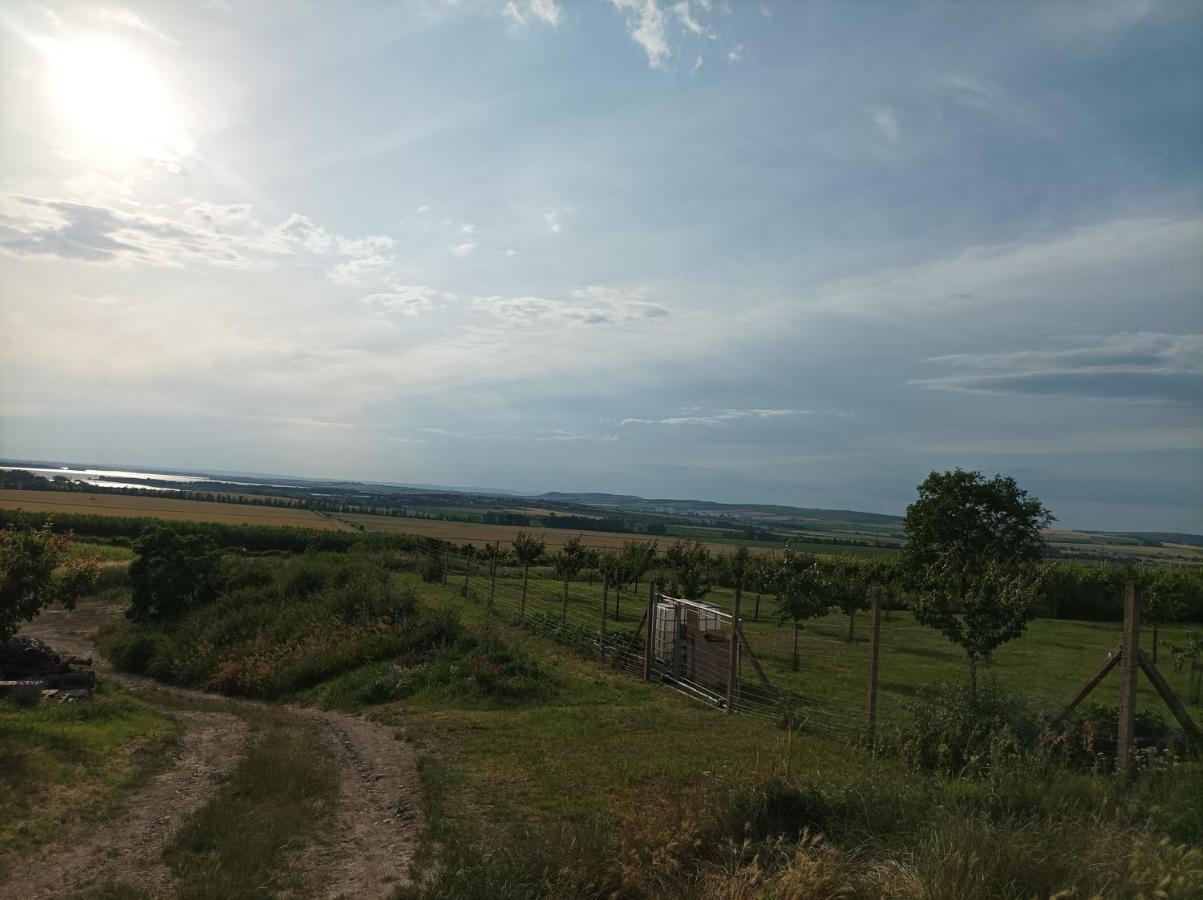 Ubytovani U Leose Заєчі Екстер'єр фото